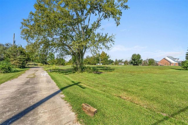 7142 Elliott Road, Lake Charles, LA 70605