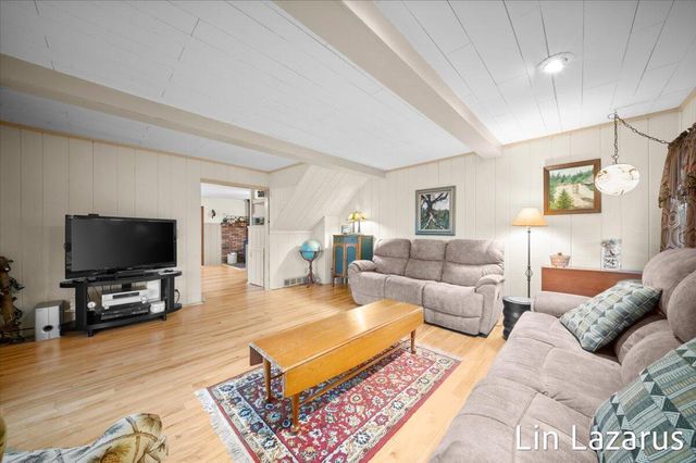 12675 Harder Road, Fabius Twp, MI 49093