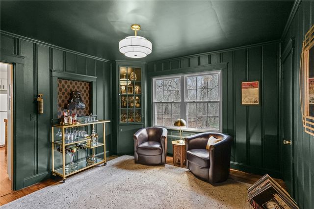 80 Lake Shore Drive, East Greenwich, RI 02818