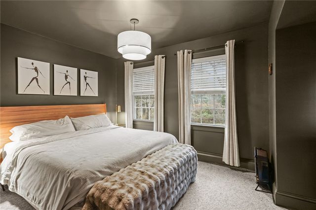 80 Lake Shore Drive, East Greenwich, RI 02818