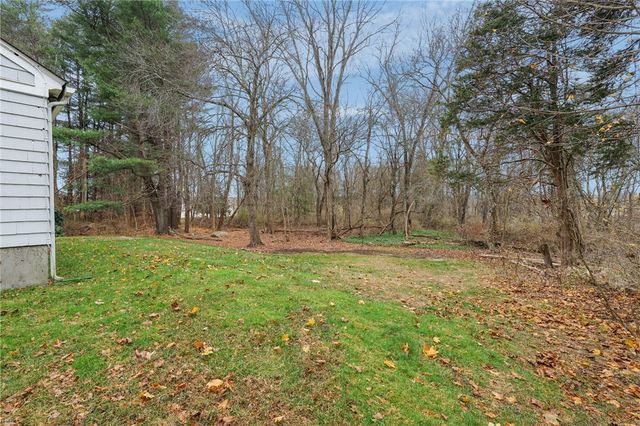 80 Lake Shore Drive, East Greenwich, RI 02818