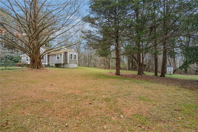 80 Lake Shore Drive, East Greenwich, RI 02818