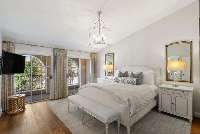 5143 Renaissance Ave B, San Diego, CA 92122