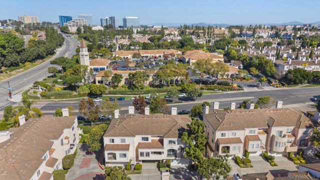 5143 Renaissance Ave B, San Diego, CA 92122