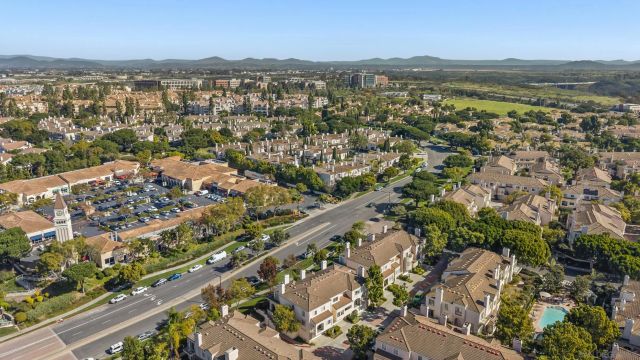 5143 Renaissance Ave B, San Diego, CA 92122