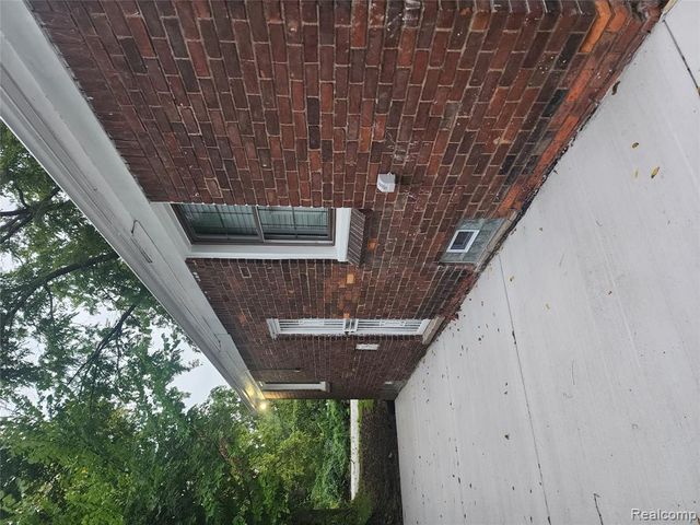 14369 Cruse Street, Detroit, MI 48227