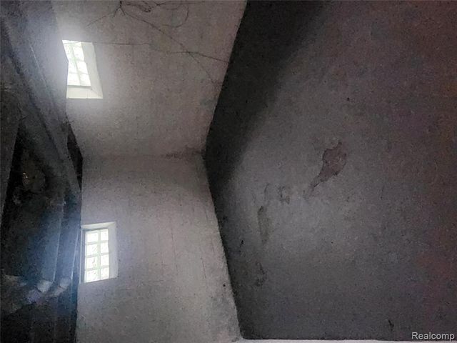 14369 Cruse Street, Detroit, MI 48227