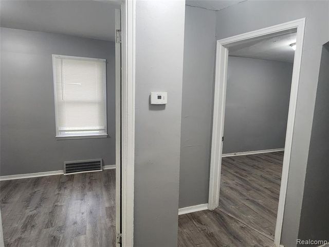 14369 Cruse Street, Detroit, MI 48227