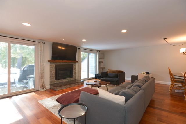 38 Pondview Drive, Merrimack, NH 03054