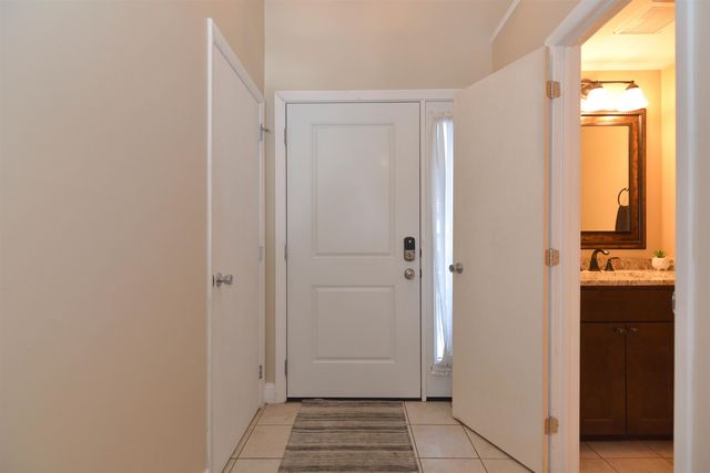 38 Pondview Drive, Merrimack, NH 03054