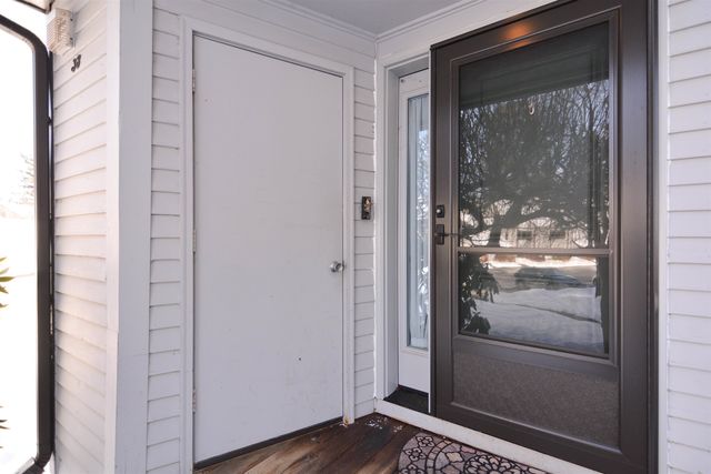 38 Pondview Drive, Merrimack, NH 03054