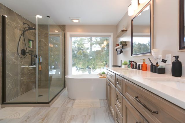 38 Pondview Drive, Merrimack, NH 03054