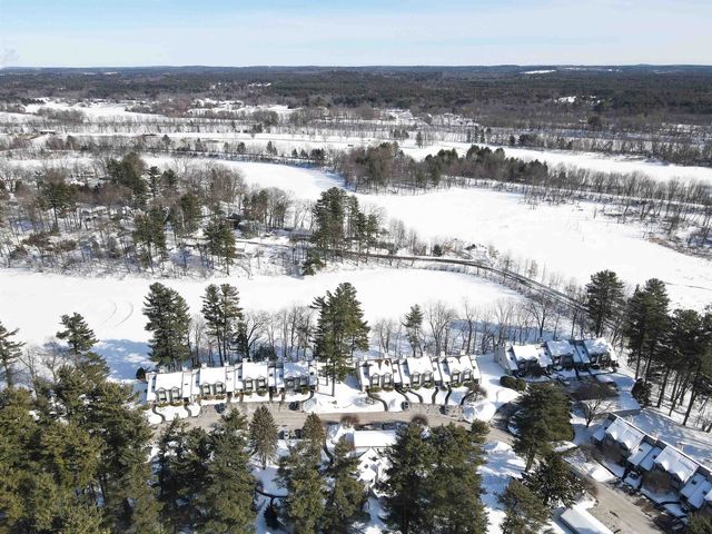 38 Pondview Drive, Merrimack, NH 03054