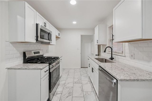 5101 NE 39th Street, Kansas City, MO 64117