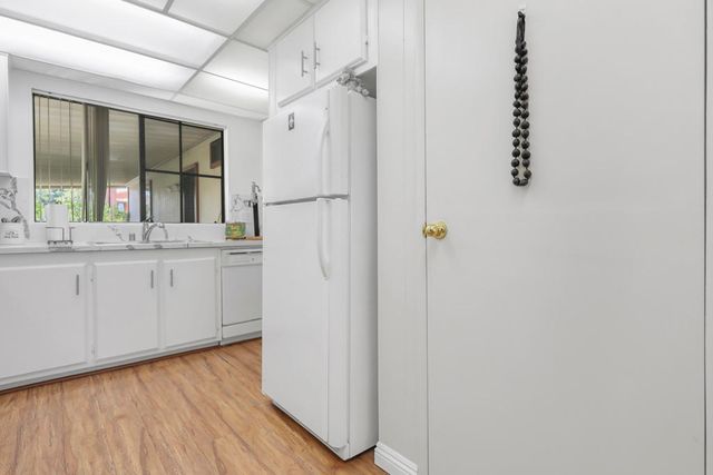 73450 Country Club Drive 76, Palm Desert, CA 92260