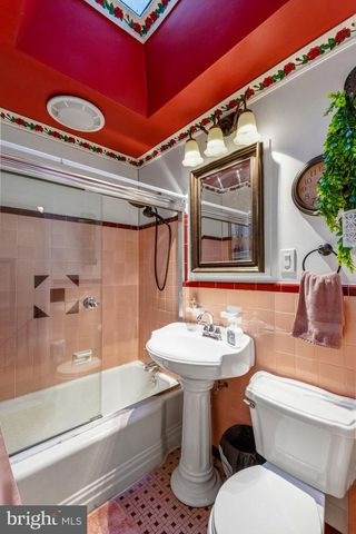 701 MARWOOD RD E, Philadelphia, PA 19120