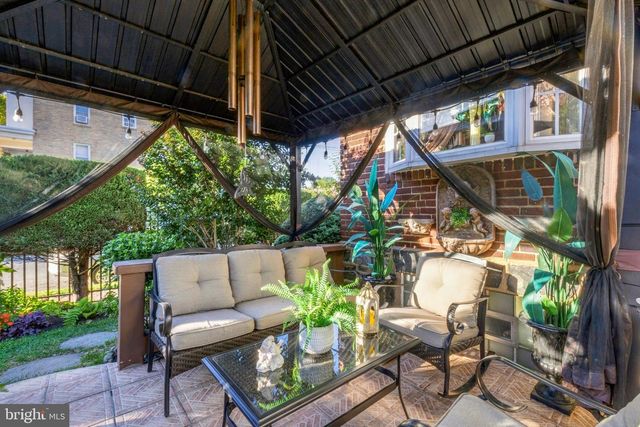 701 MARWOOD RD E, Philadelphia, PA 19120