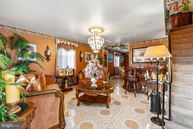 701 MARWOOD RD E, Philadelphia, PA 19120
