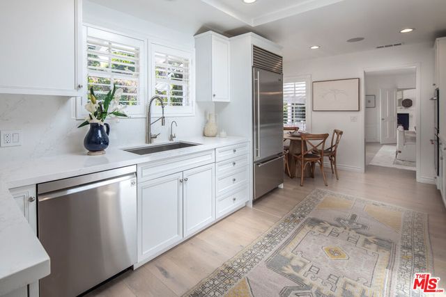 1134 San Ysidro Drive, Beverly Hills, CA 90210