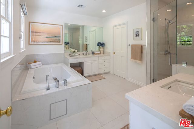 1134 San Ysidro Drive, Beverly Hills, CA 90210