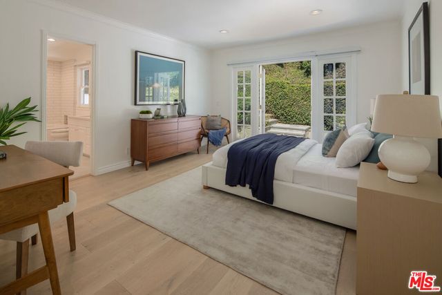1134 San Ysidro Drive, Beverly Hills, CA 90210