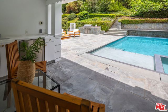 1134 San Ysidro Drive, Beverly Hills, CA 90210