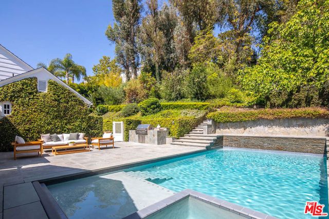 1134 San Ysidro Drive, Beverly Hills, CA 90210