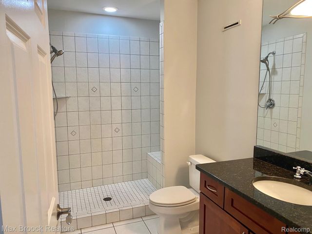 1115 N Old Woodward Avenue 61, Birmingham, MI 48009