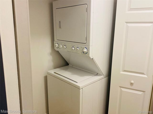 1115 N Old Woodward Avenue 61, Birmingham, MI 48009