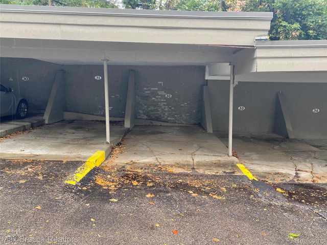 1115 N Old Woodward Avenue 61, Birmingham, MI 48009