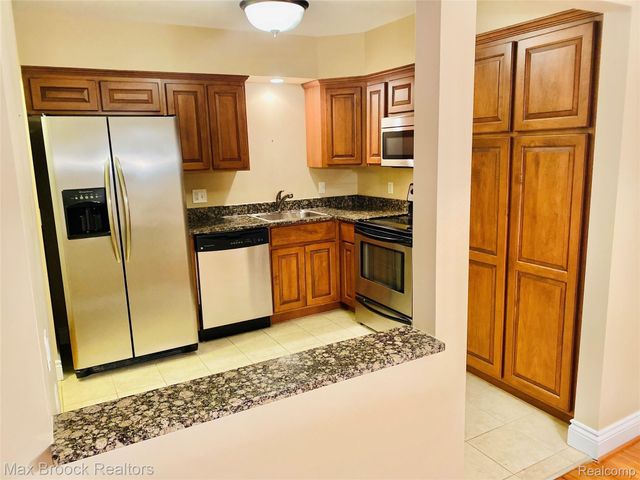 1115 N Old Woodward Avenue 61, Birmingham, MI 48009