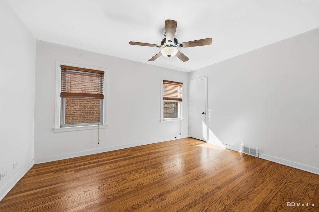 11309 S TALMAN Avenue, Chicago, IL 60655 — photo 5