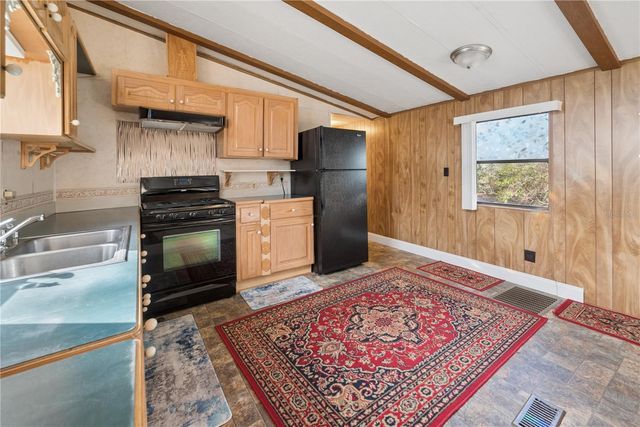 2202 NW 121ST AVENUE, Gainesville, FL 32609