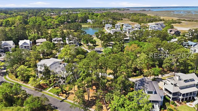 21 Percheron Ln, Hilton Head Island, SC 29926