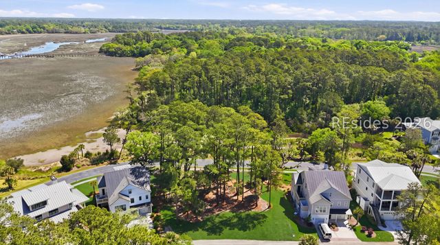 21 Percheron Ln, Hilton Head Island, SC 29926