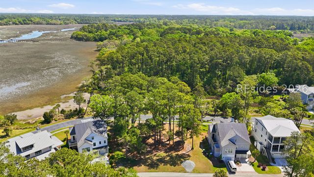 21 Percheron Ln, Hilton Head Island, SC 29926