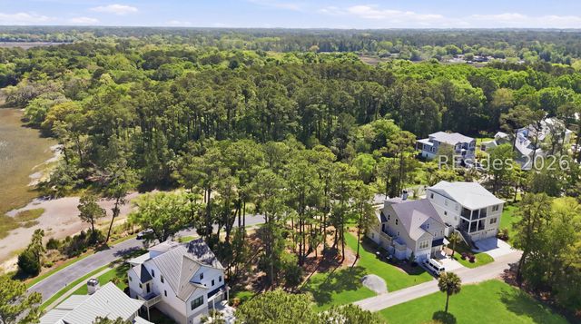 21 Percheron Ln, Hilton Head Island, SC 29926