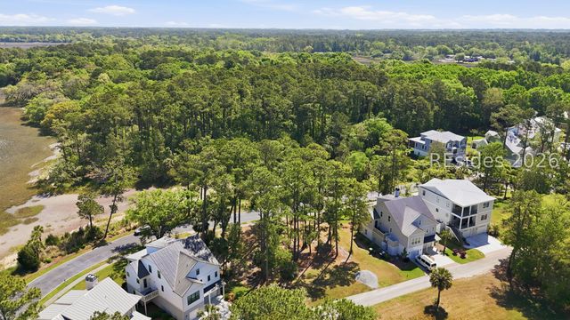 21 Percheron Ln, Hilton Head Island, SC 29926
