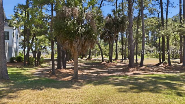 21 Percheron Ln, Hilton Head Island, SC 29926