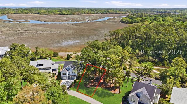 21 Percheron Ln, Hilton Head Island, SC 29926