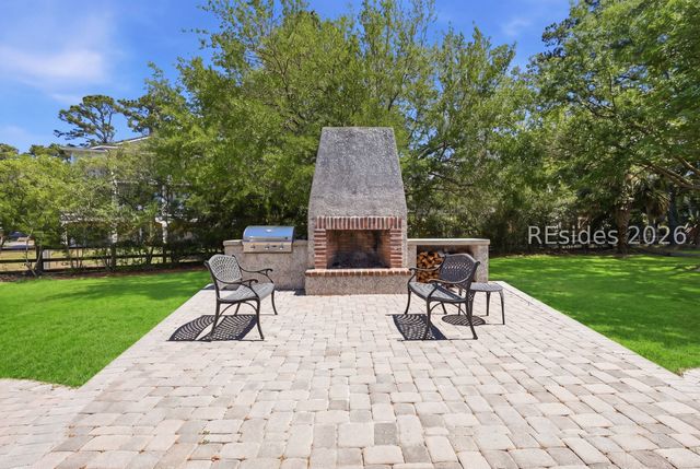 21 Percheron Ln, Hilton Head Island, SC 29926