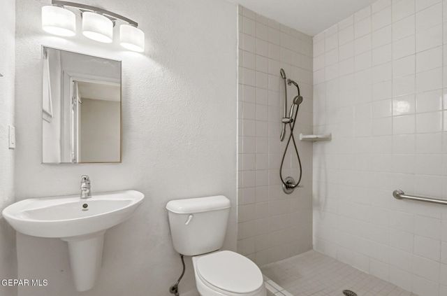 10310 KELLOGG Street, El Paso, TX 79924