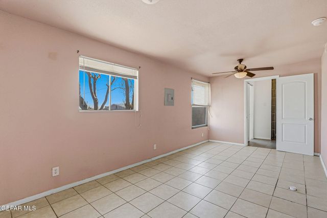 10310 KELLOGG Street, El Paso, TX 79924