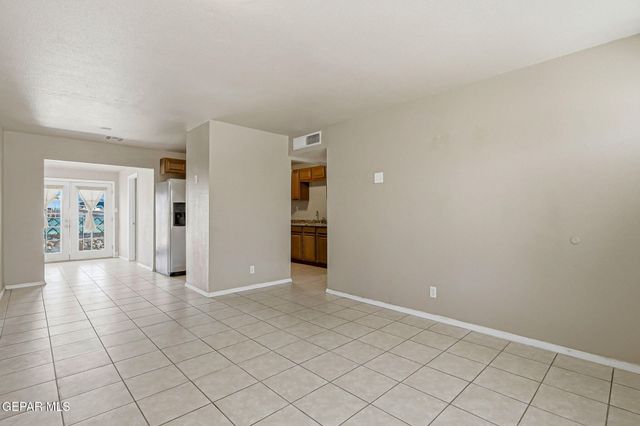 10310 KELLOGG Street, El Paso, TX 79924