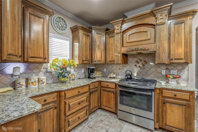 110 St Andrews Lane, Benton, LA 71006