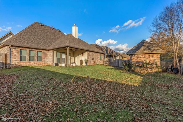 110 St Andrews Lane, Benton, LA 71006