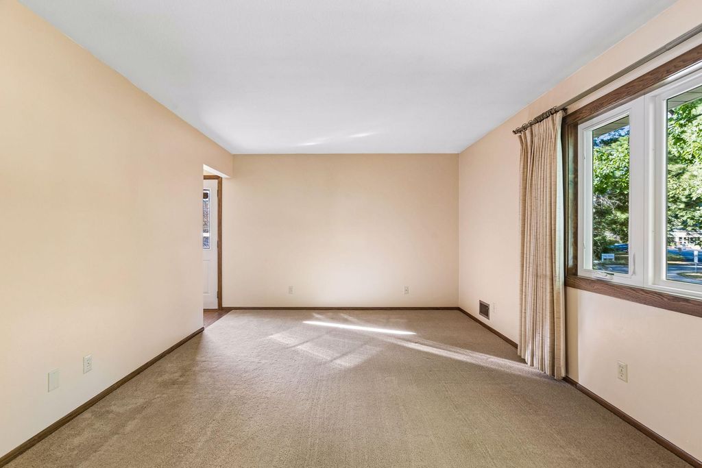 450 Ranchview Lane N, Plymouth, MN 55447 — photo 5