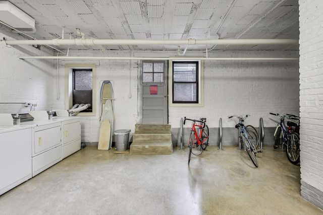 1824 N Lincoln Park West 100C, Chicago, IL 60614