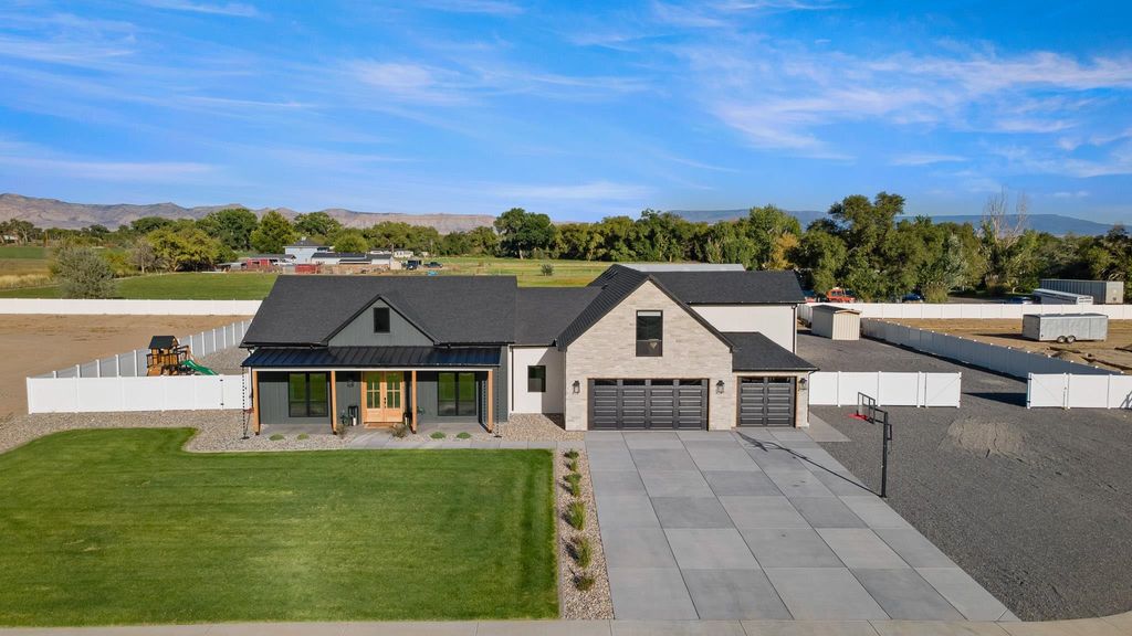 1932 Sean Court, Fruita, CO 81521