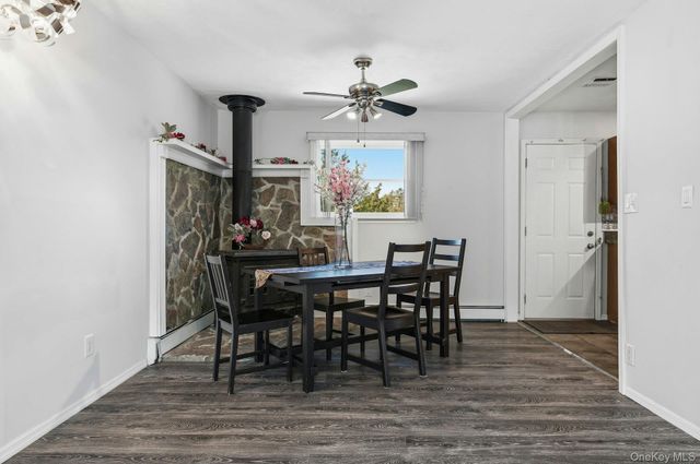 1072 Connetquot Avenue, Central Islip, NY 11722